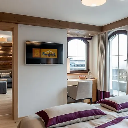 Aktiv- & Wellnesshotel Bergfried Otel 5*