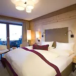Aktiv- & Wellnesshotel Bergfried 5*