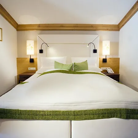 Aktiv- & Wellnesshotel Bergfried 5*