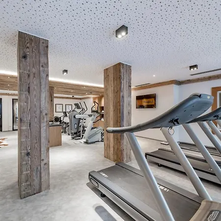 Aktiv- & Wellnesshotel Bergfried Tux