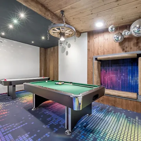 Hotell Aktiv-&wellnesshotel Bergfried Tux